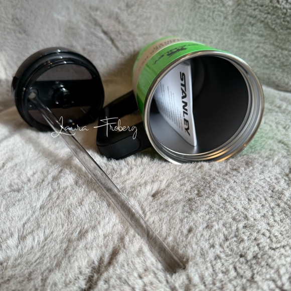 Stanley H2.0 Quencher Tumbler - Neon Green - Picture 7 of 7